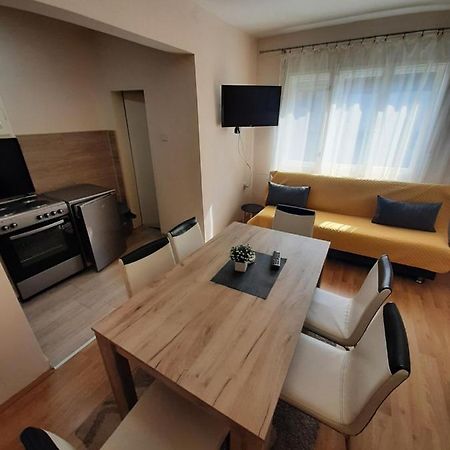 Haus Apartman Zajecar M&L Luaran gambar