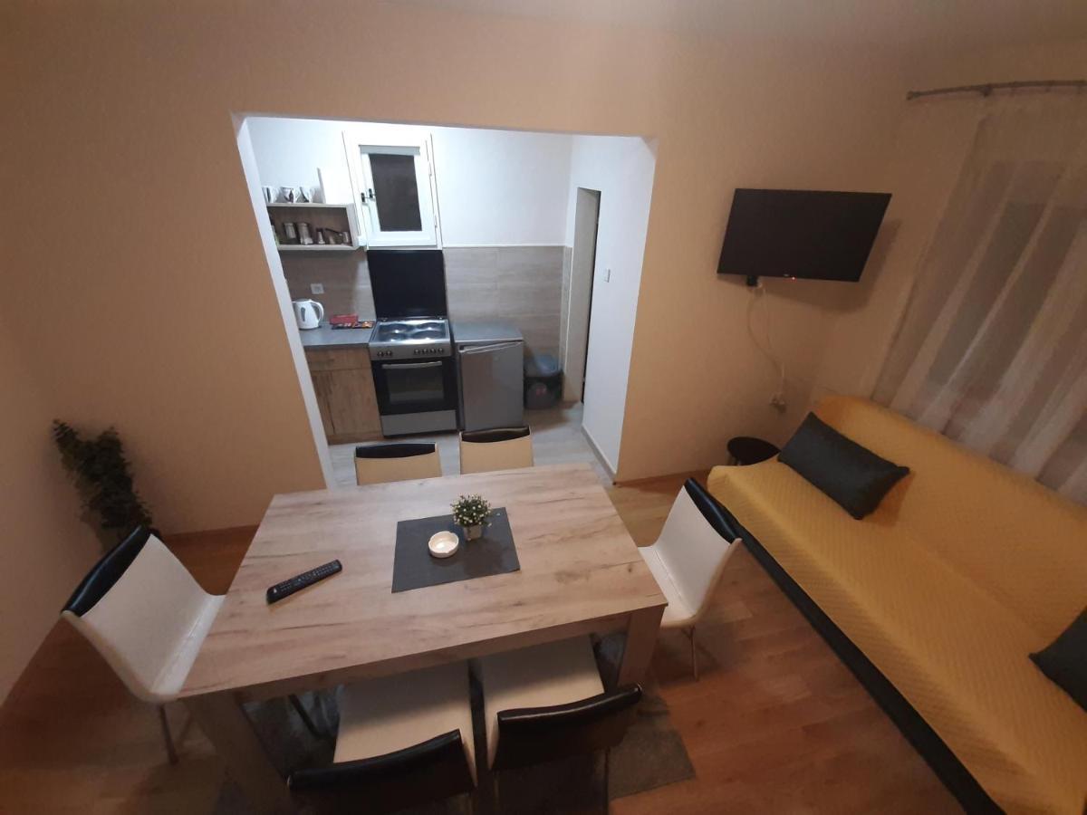 Haus Apartman Zajecar M&L Luaran gambar