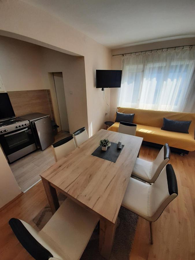 Haus Apartman Zajecar M&L Luaran gambar